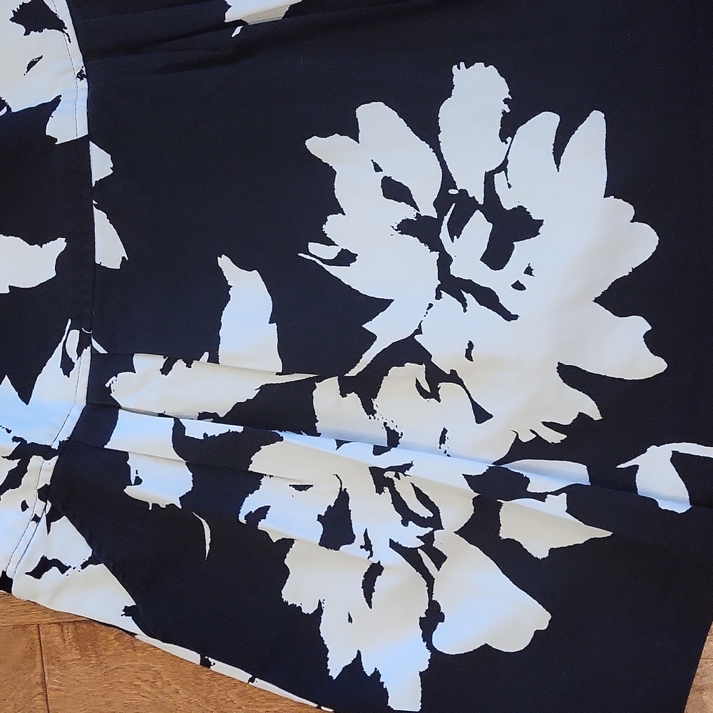 Maurices Black and White Floral A-Line Skirt - Picture 2 of 5